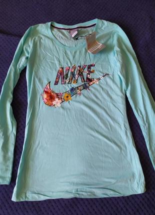 Женский лонгслив nike