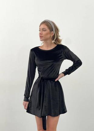 Стильное бархатное платье. изумрудное платье и черное платье9 фото