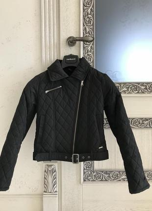 Осенняя куртка dkny