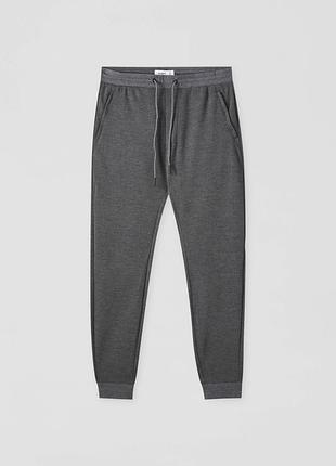 Спортивные штаны джоггеры pull&bear