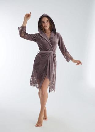 Жіночий халат nusa 0465 велюровий з капюшоном м, брудно-рожевий