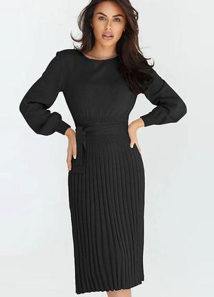 Неймовірна сукня