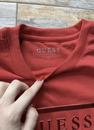 Новая красная футболка guess4 фото