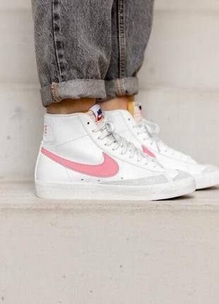 Кроссовки nike blazer mid 77 white atomic pink (w) - cz1055-1106 фото