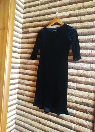 Шикарне оксамитове плаття