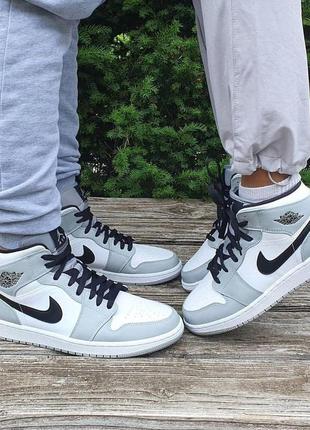 Кроссовки nike air jordan 1 mid light smoke grey6 фото