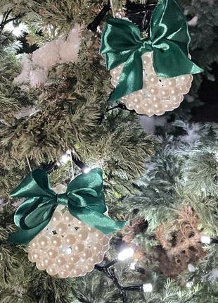 Новорічні іграшки