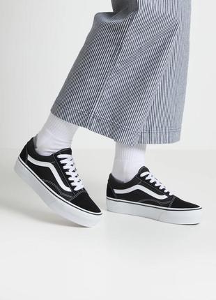 Кеди низькі vans old skool black white — vn000d3hy286 фото