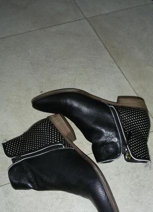 Бездоганні шкіряні  ботільйони-черевики німецького мультібренду zanon&zago,41 розмір(27,3 см)7 фото