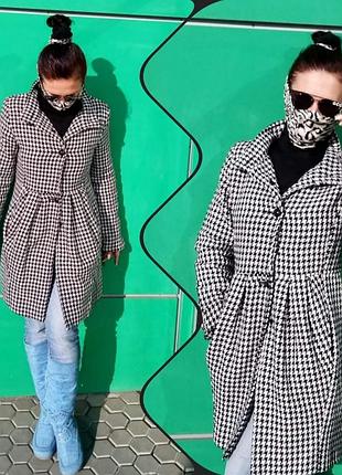 Пальто размер s,m. бренд bitten.