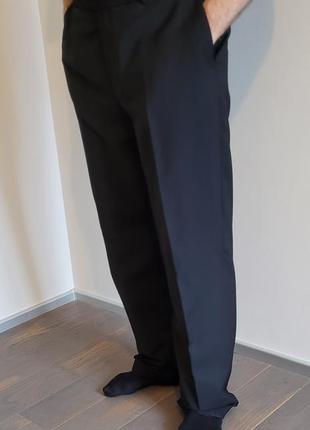 Брюки новые шерстяные мужские черные с манжетами италия