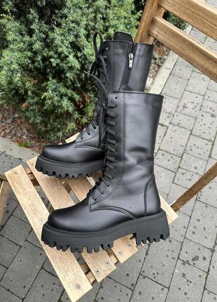 Женские черные высокие зимние ботинки9 фото