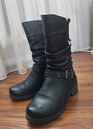 Сапожки жіночі зимові, дуже теплі у гарному стані