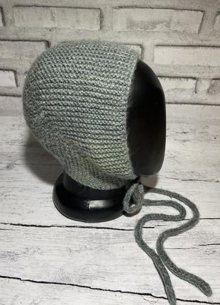 В наявності чепець чепець чепчик очіпок капор повязка повʼязка шапка