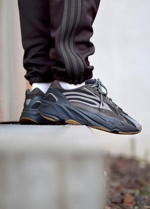 Кросівки adidas yeezy boost 700 v2 geode - eg68608 фото