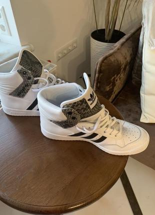 Кроссовки adidas 41 размер кожа натуральная