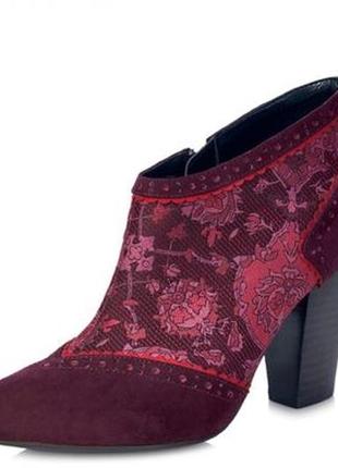 Нові (сток) бордові жакардові ботильйони "ruby shoe". розмір uk3/eur36.
