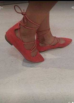 Неймовірно красиві замшеві лоферих 38 розмір швейцарія.