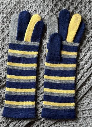 Полосатые шерстяные перчатки маленького размера