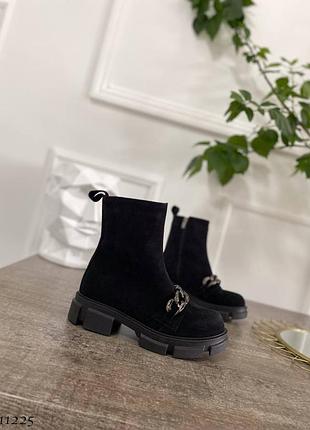 Зимние ботинки