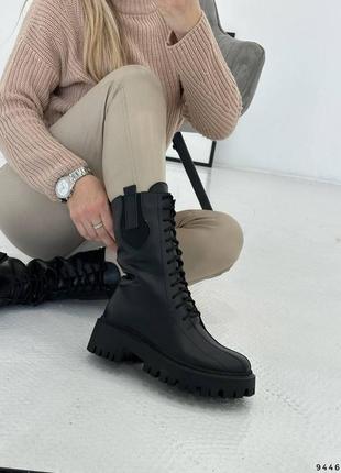 Новинка стильні  черевики зимові чорні, натуральна шкіра, всередині густе хутро(набивна вовна 40-60 %) уютни