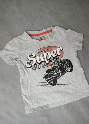 Футболка на 6-12 місяців