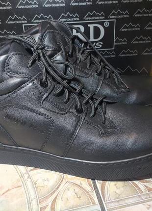 Чоловічі шкіряні черевики зимові