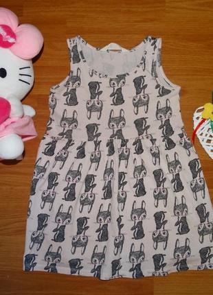 Красивое трикотажное платье с зайками от h&m