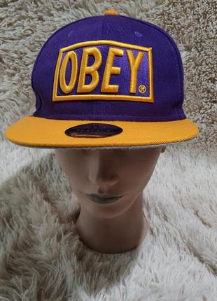 Кепка obey