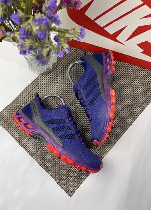 Кроссовки оригинал новые adidas треккинговые1 фото