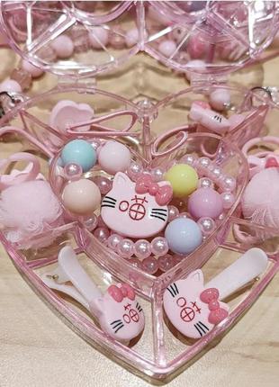 Набор детских украшений в изысканной упаковке