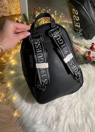 Рюкзак guess