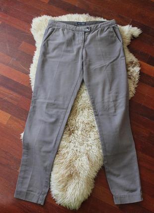 Фирменні класні брюки оригінал.armani jeans.