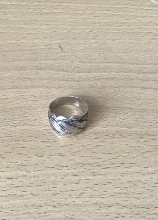 Широкое кольцо  серебро 925 пробы с чернением размер 18