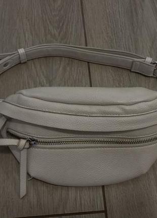 Бананка сумка на пояс / через плече ostin