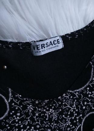 Вечернее мини платье versace рукав 3/4 в цветочный принт серо черное платье праздничное9 фото