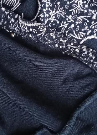 Вечернее мини платье versace рукав 3/4 в цветочный принт серо черное платье праздничное8 фото