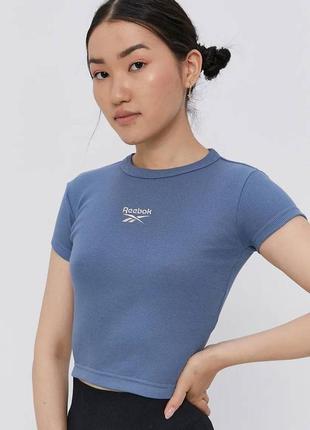 Футболка із колекції reebok classic.