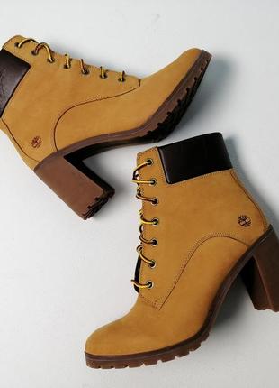 Ботинки кожаные женские на каблуке timberland1 фото