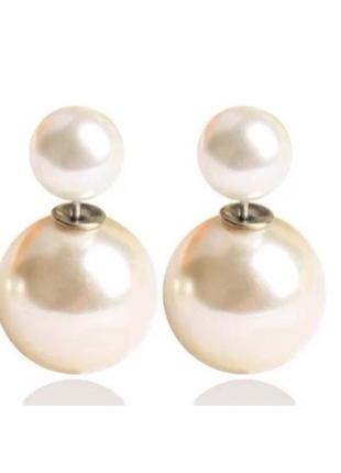 Стильні сережки пусети з перлами в стилі dior
