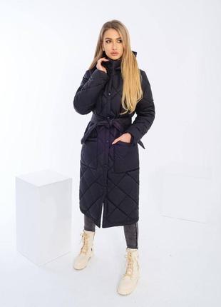 Зимове пальто з накладними кишенями капюшоном поясом на кнопках1 фото