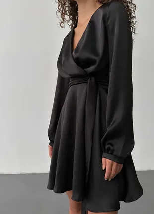 Платье мини сатиновое черная5 фото