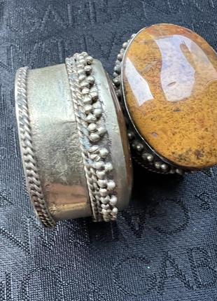 Міні скриня , скринька з натуральним камінням, шкатулка для прикрас , оздоблена камінням, вінтаж