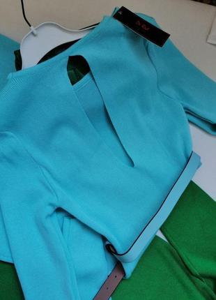 Круте в'язане плаття з оголеним спинкою пояс у комплекті розріз на ніжки мідідовжини8 фото