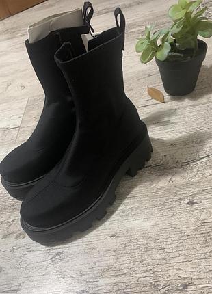 Zara полу сапожки