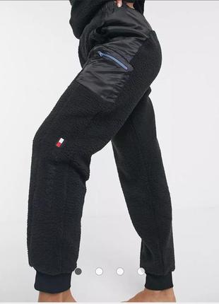 Штани Новые брюки от tommy hilfiger