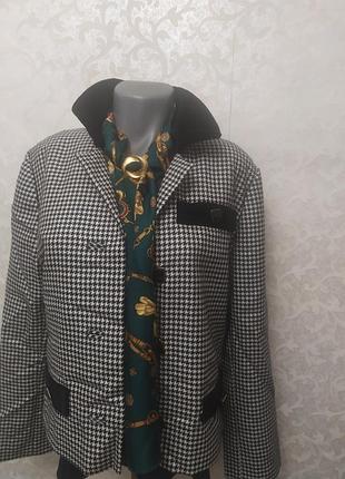 Розкішний піджак р.l-xl вовна