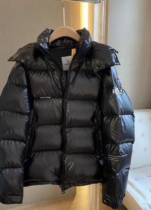 Оригінальний пуховик moncler