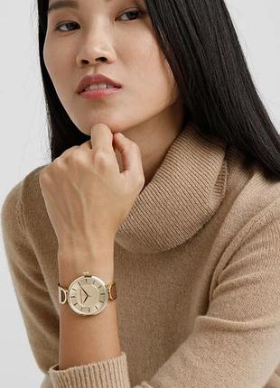 Armani exchange годинник