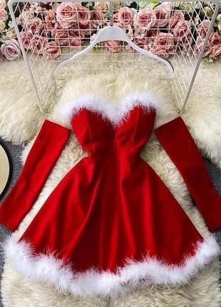 Новогоднее мини платье с разрезом по ножке красная черная с белым искусственным мехом короткая с рукавами без бретелей облегающая платье2 фото